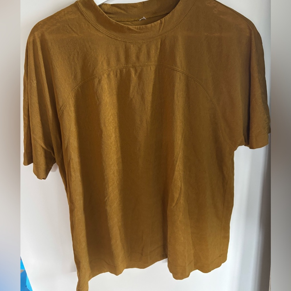 lululemon athletica Short Sleeve Tee in Mustard Brown